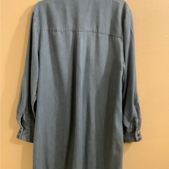 Dress - Picture 4 of 4